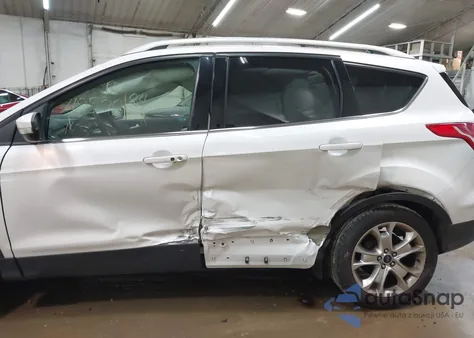 2016 Ford Escape Titanium from USA, damaged, VIN 1FMCU9J99GUC54226